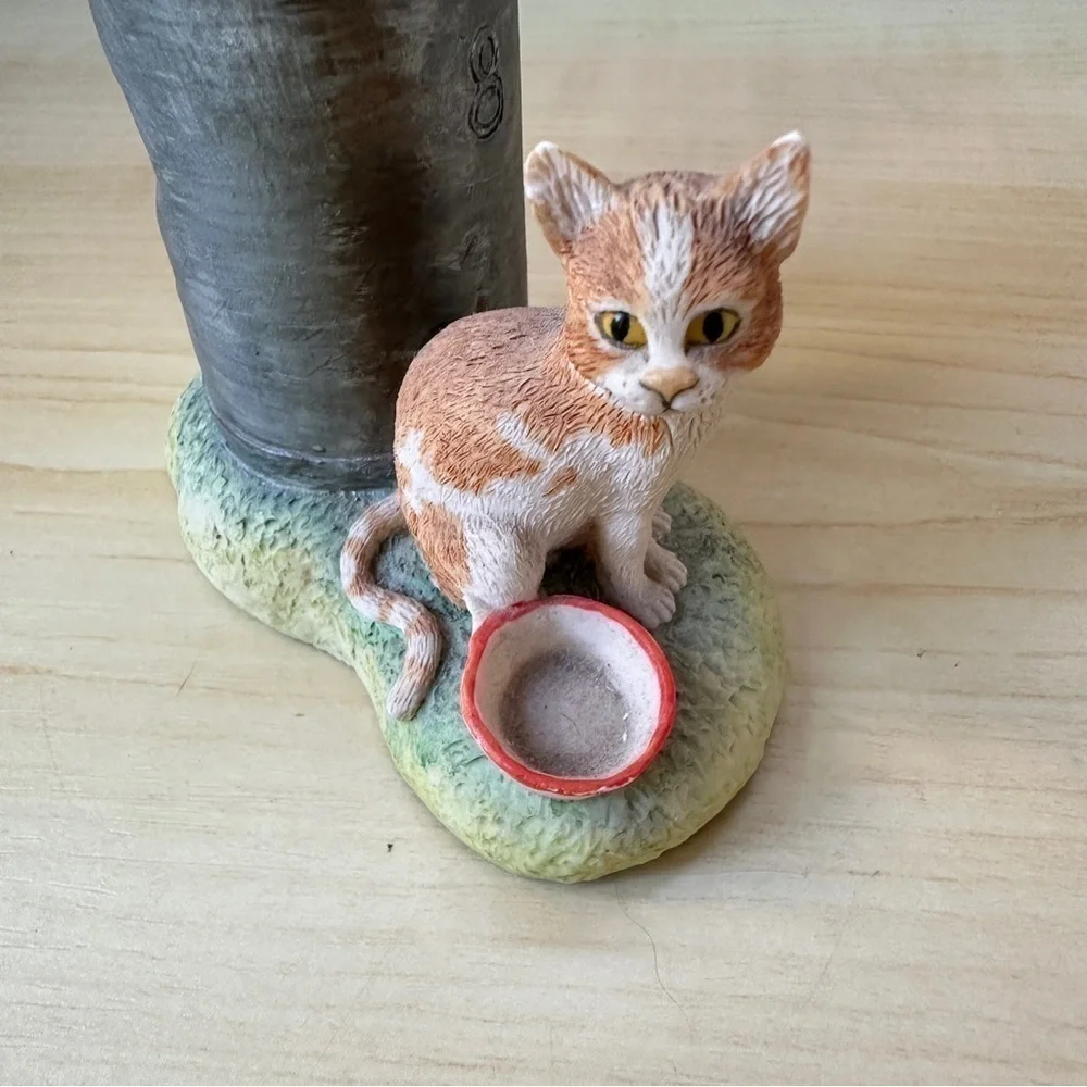 Cat with Milk Can Figurine Lowell Davis 1988 Schmid Scotland Farmhouse Vintage